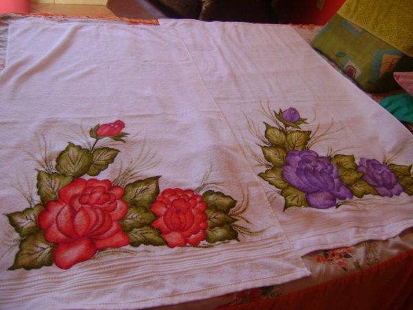 arte pintura em toalha d/banho